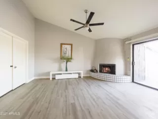 Photo #2: 6330262 Listing