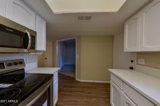 Photo #3: 6330280 Listing