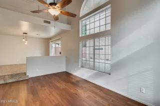 Photo #5: 6330282 Listing