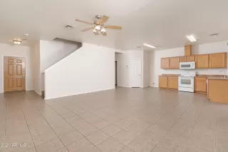 Photo #3: 6330309 Listing 