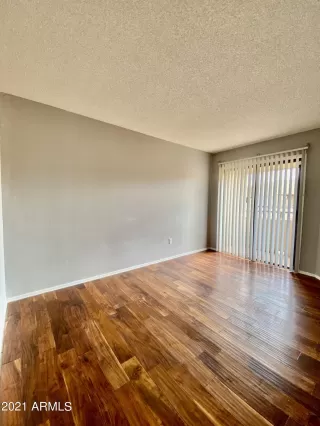 Photo #4: 6330435 Listing 