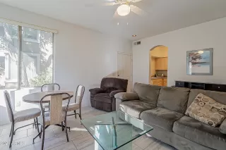 Photo #5: 6330449 Listing