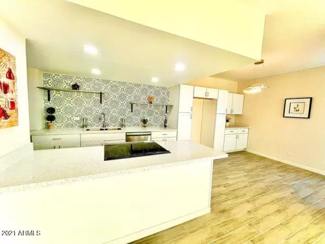 MLS: 6330473 Condo For Sale