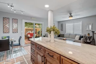 Photo #6: 6330482 Listing 