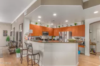 Photo #6: 6330529 Listing 