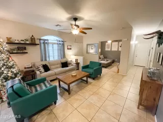 Photo #2: 6330595 Listing