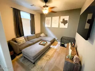 Photo #5: 6330595 Listing