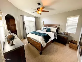 Photo #6: 6330595 Listing