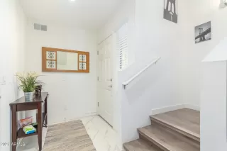 Photo #4: 6330626 Listing