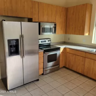 Photo #5: 6330706 Listing