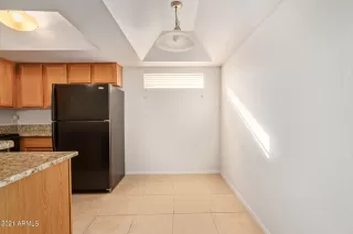 Photo #6: 6331061 Listing