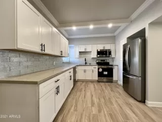 Photo #1: 6331089 Listing 