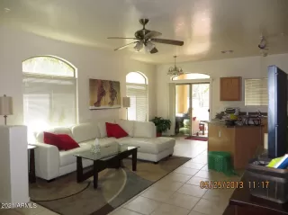 Photo #1: 6331258 Listing 