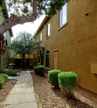 Photo #4: 6331258 Listing 