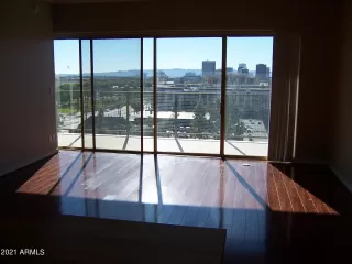 Photo #3: 6331270 Listing