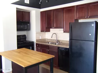 Photo #4: 6331270 Listing