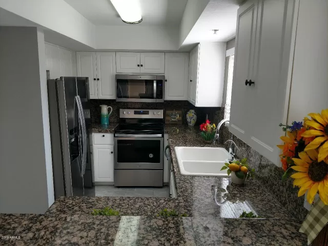 MLS: 6331359 Condo For Sale