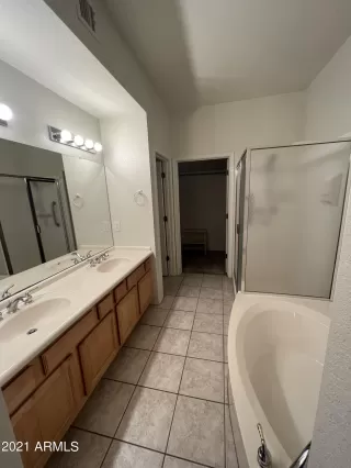 Photo #6: 6331482 Listing 