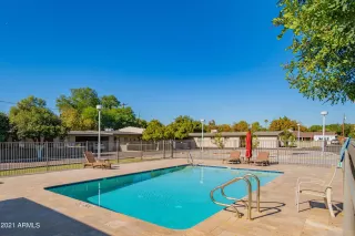 Photo #5: 6331537 Listing 