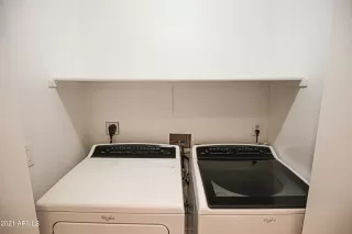 Photo #5: 6331598 Listing