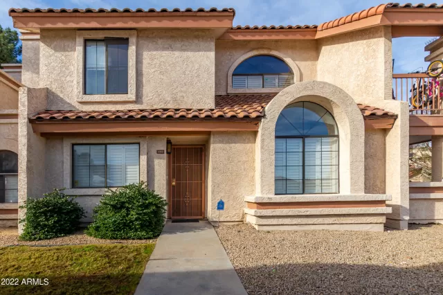 MLS: 6331664 Condo For Sale