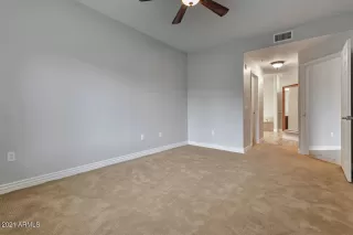 Photo #5: 6331818 Listing