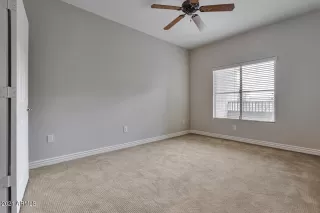 Photo #6: 6331818 Listing