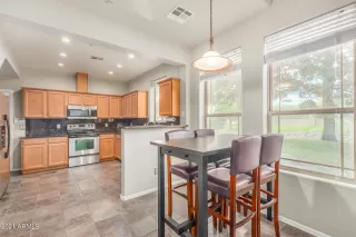 Photo #2: 6331866 Listing