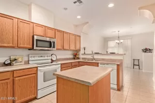 Photo #2: 6331991 Listing 