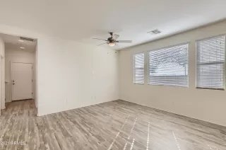 Photo #6: 6332081 Listing