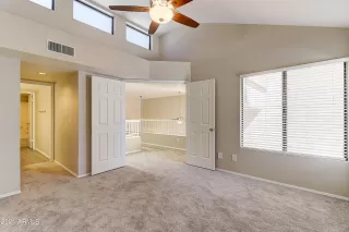 Photo #2: 6332095 Listing