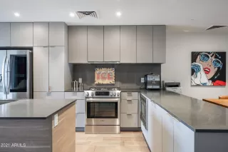 Photo #3: 6332112 Listing