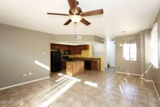 Photo #6: 6332288 Listing