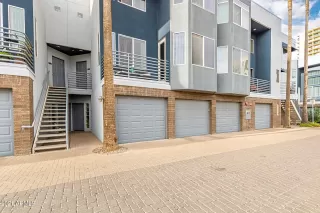 Photo #2: 6332294 Listing