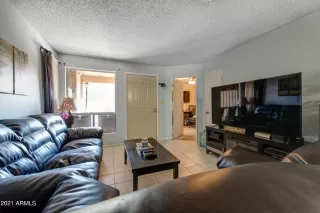 Photo #2: 6332329 Listing