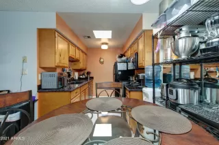 Photo #4: 6332329 Listing