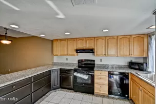 Photo #4: 6332374 Listing