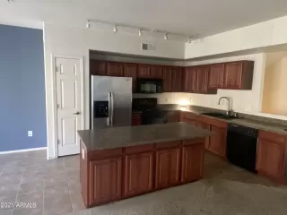 Photo #2: 6332490 Listing 