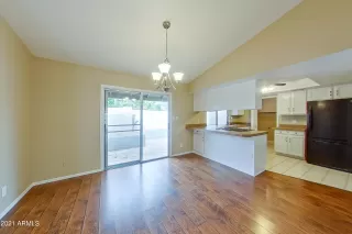 Photo #4: 6332541 Listing