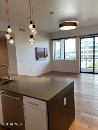 Photo #2: 6332657 Listing