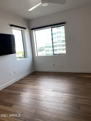 Photo #5: 6332657 Listing