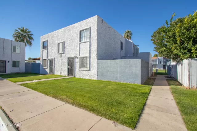 MLS: 6332816 Condo For Sale