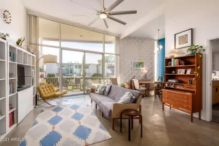 Photo #2: 6332845 Listing 