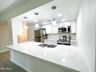 Photo #4: 6332856 Listing 