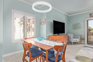 Photo #5: 6332951 Listing 