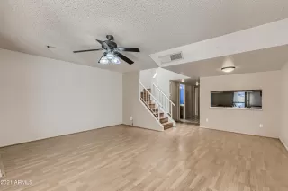 Photo #4: 6333264 Listing