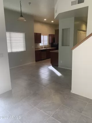 Photo #5: 6333607 Listing