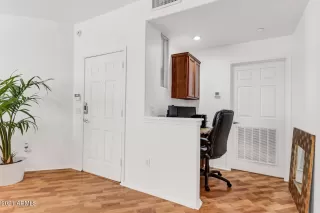 Photo #5: 6333637 Listing