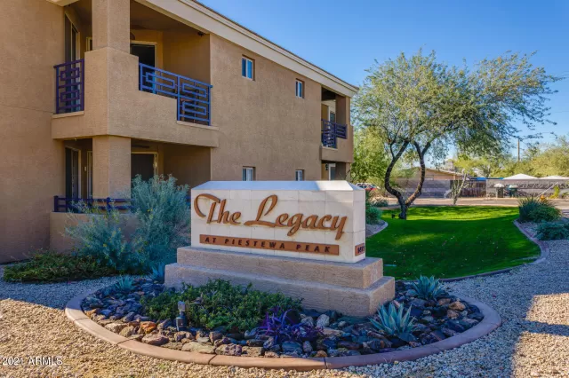 MLS: 6333638 Condo For Sale