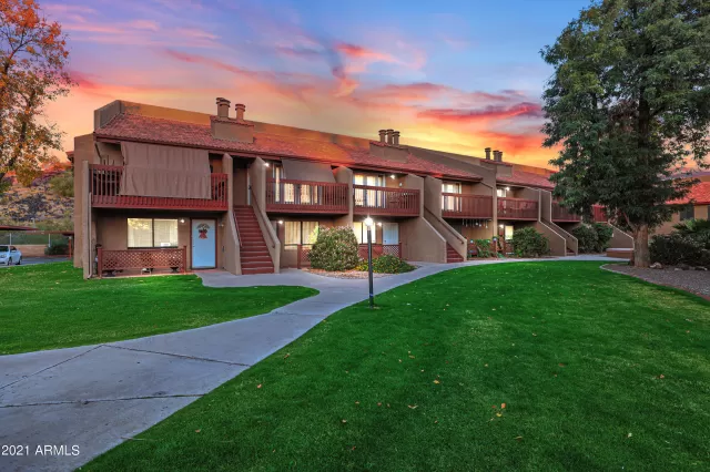 MLS: 6333781 Condo For Sale